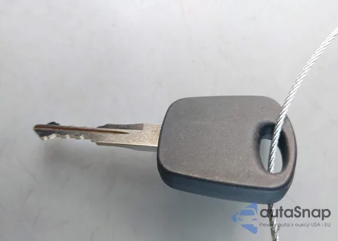 2000 Lincoln Town Car Cartier z USA, uszkodzony, nr VIN 1LNHM83W0YY856901